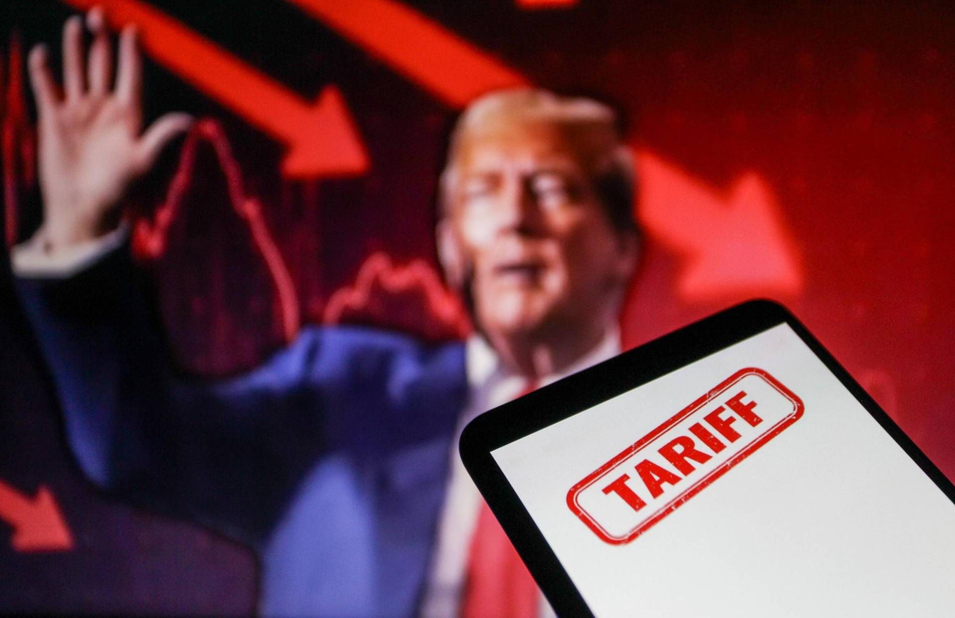 Trump e i nuovi dazi, Ue chiede chiarezza dopo la mossa Usa