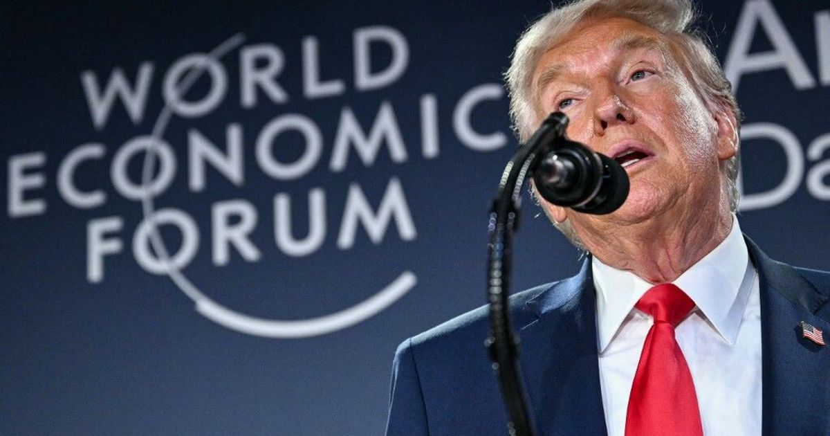 Trump rilancia: 'Dazi globali dal 10 al 15%'