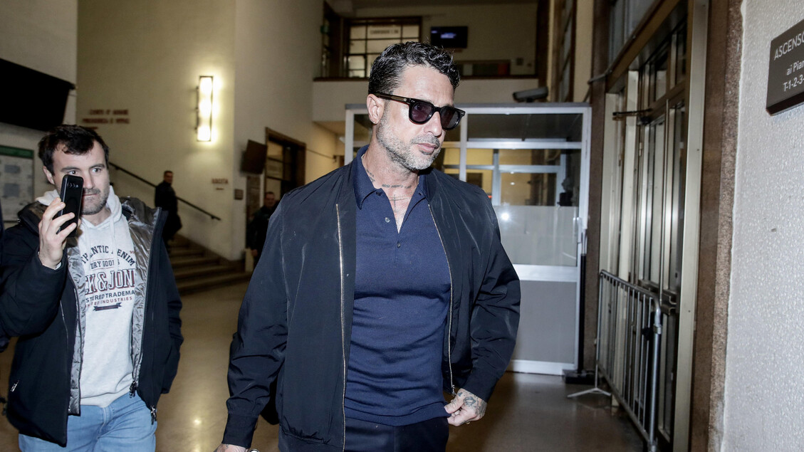 Fabrizio Corona prova a tornare sui social, profili creati e poi rimossi - Notizie - Ansa.it