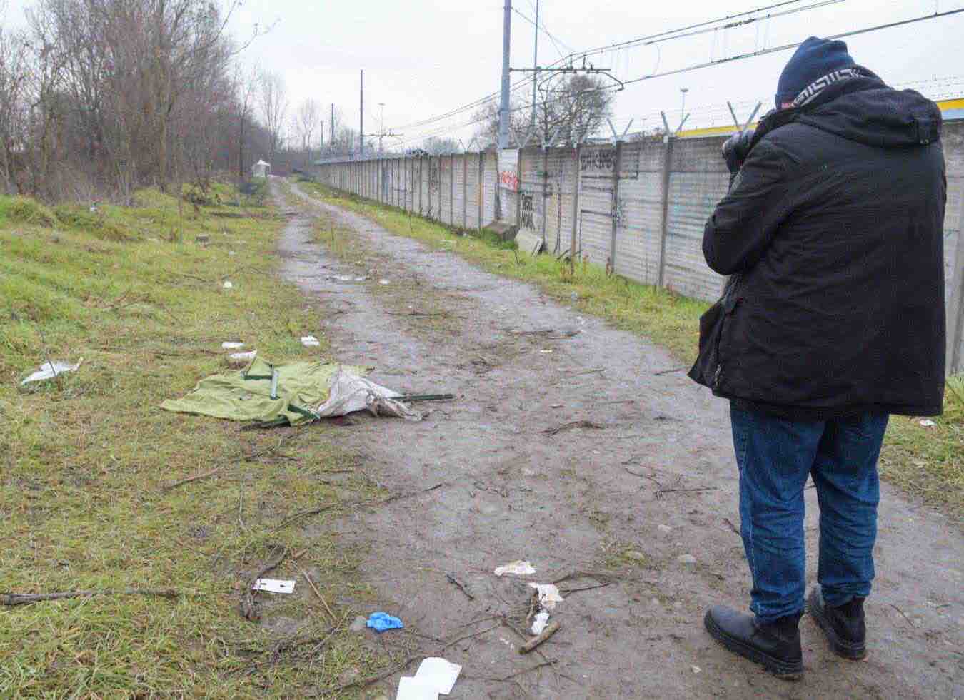 Pusher ucciso a Rogoredo, 4 poliziotti indagati per favoreggiamento e ritardo nei soccorsi