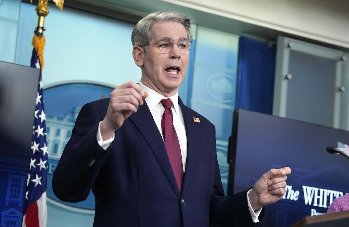 Gli Stati Uniti pensano di togliere le sanzioni al petrolio dell'Iran (per fermare i prezzi del greggio globale)