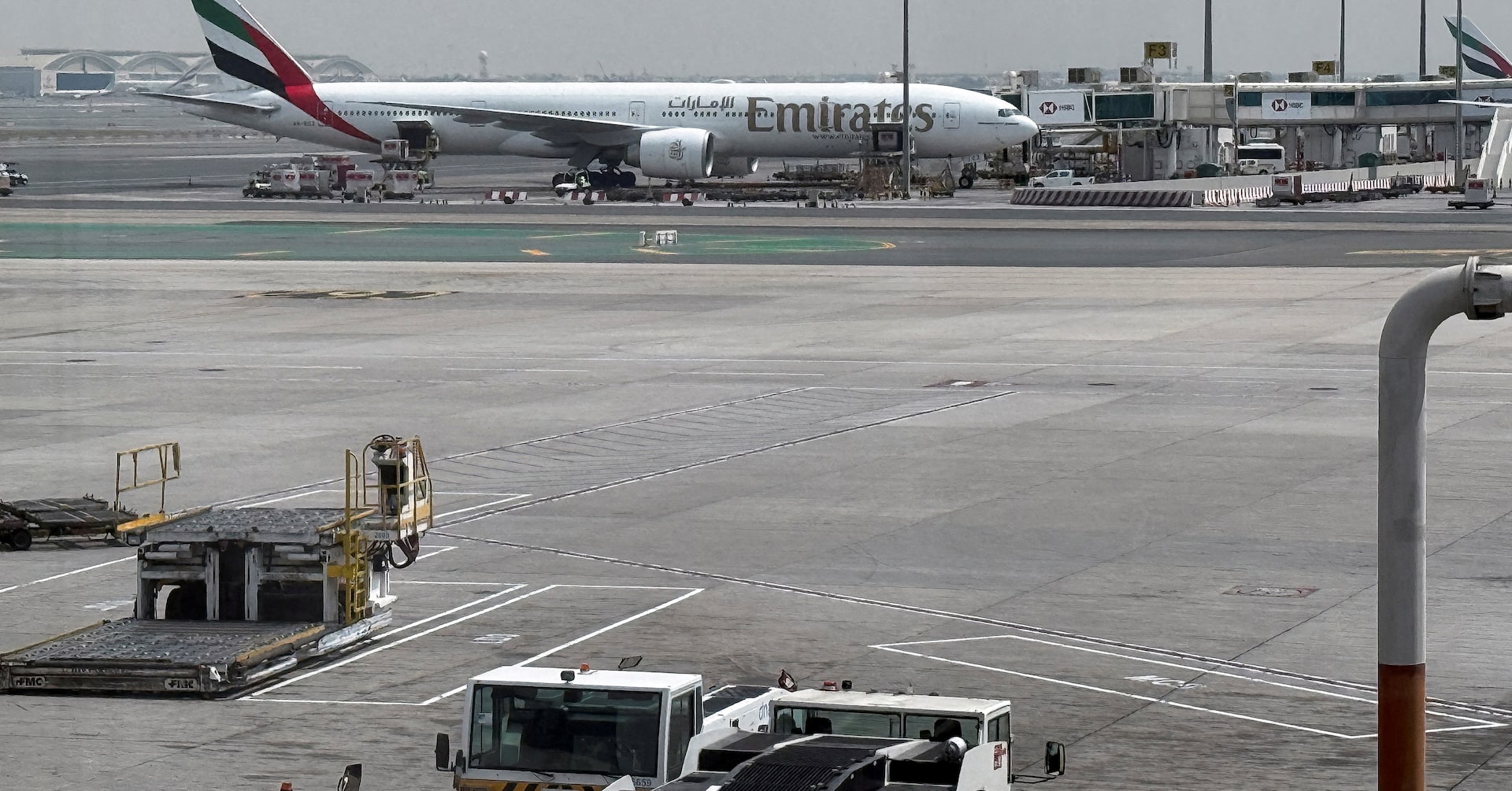 Middle East war disrupts pharma air routes, risks cancer drugs supply