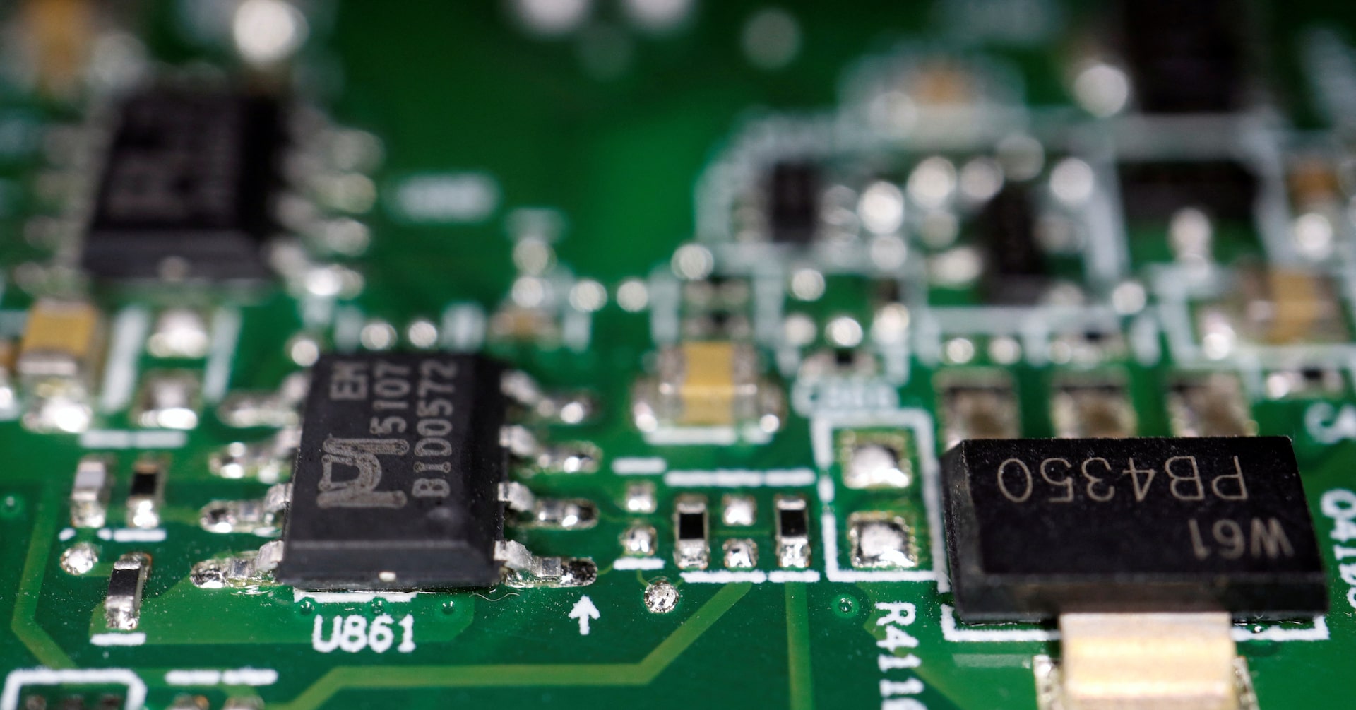 Chipmakers in Malaysia monitoring risks from helium supply disruptions, association says