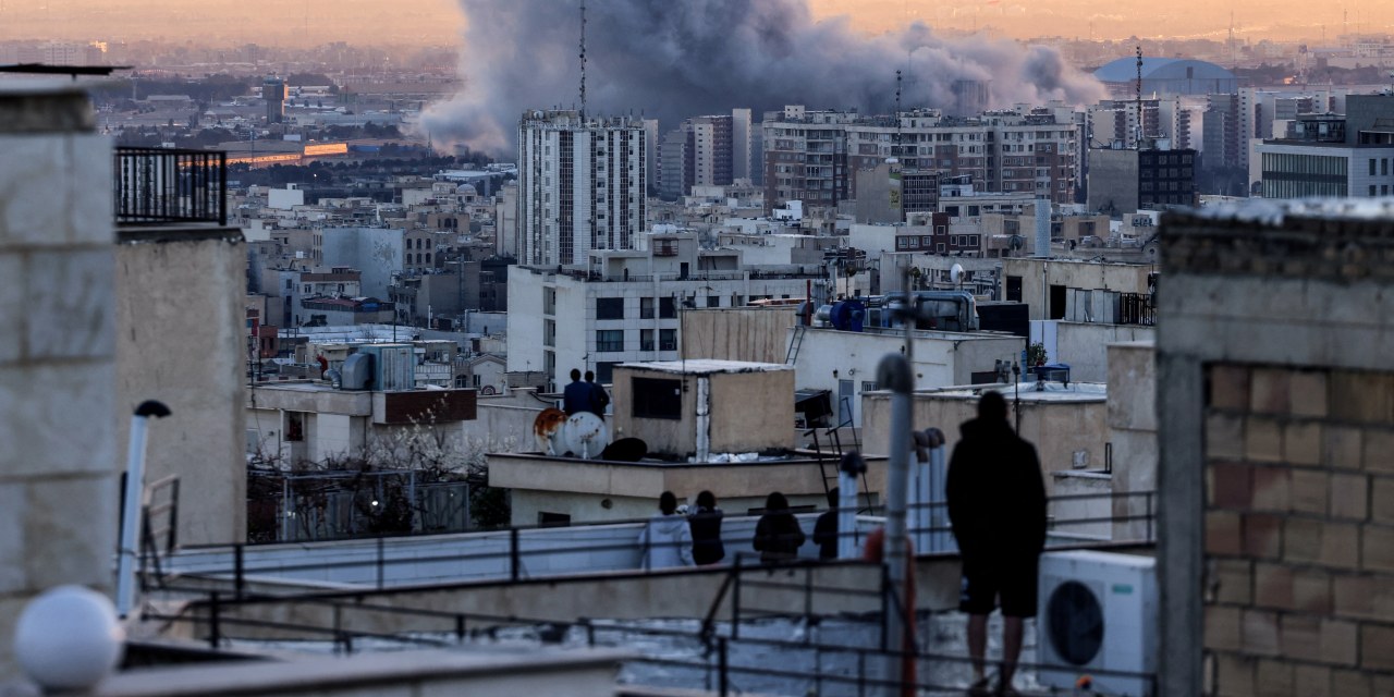 Trump Is Rewriting the Iran Endgame in Real Time