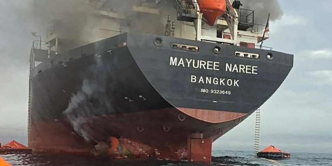 Escalating Hormuz Crisis Raises Specter of Prolonged Closure