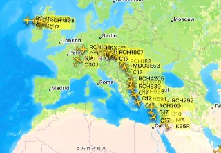 🇮🇷🇺🇸 ENORME CORRIDOIO LOGISTICO AEREO USAF VERSO IL MEDIO ORIENTE Aerei cargo C-17 Globemasters e aerei cisterna KC-1...
