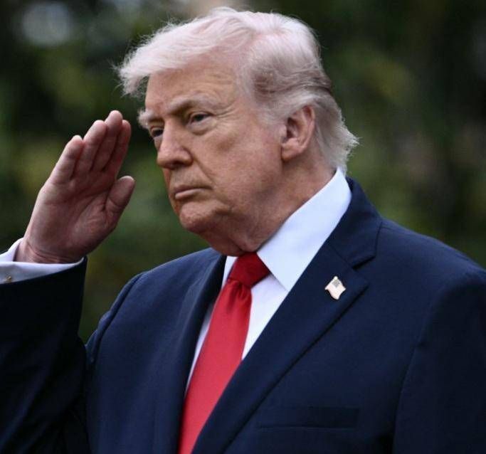 Trump boccia la proposta dell’Iran, petrolio oltre i 100 dollari: il piano di Meloni