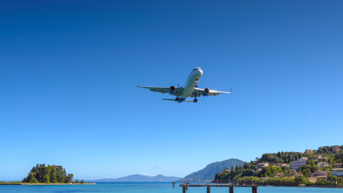 Cherosene, sale l’allarme voli in Europa. Estate a rischio: solo 2 Paesi con riserve fino a 90 giorni