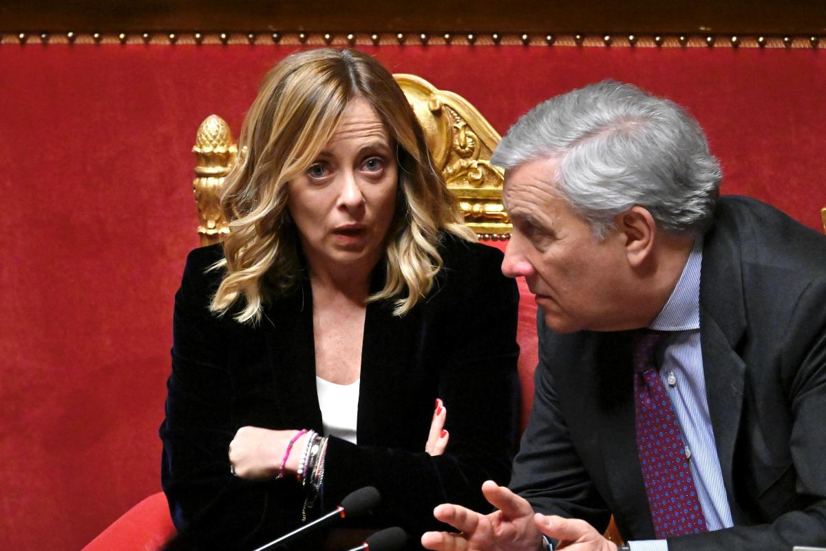 TAJANI CONTRO IL GOVERNO | Su Patto di stabilità e Mes: esce allo scoperto la strategia filo-Pd di Marina B.