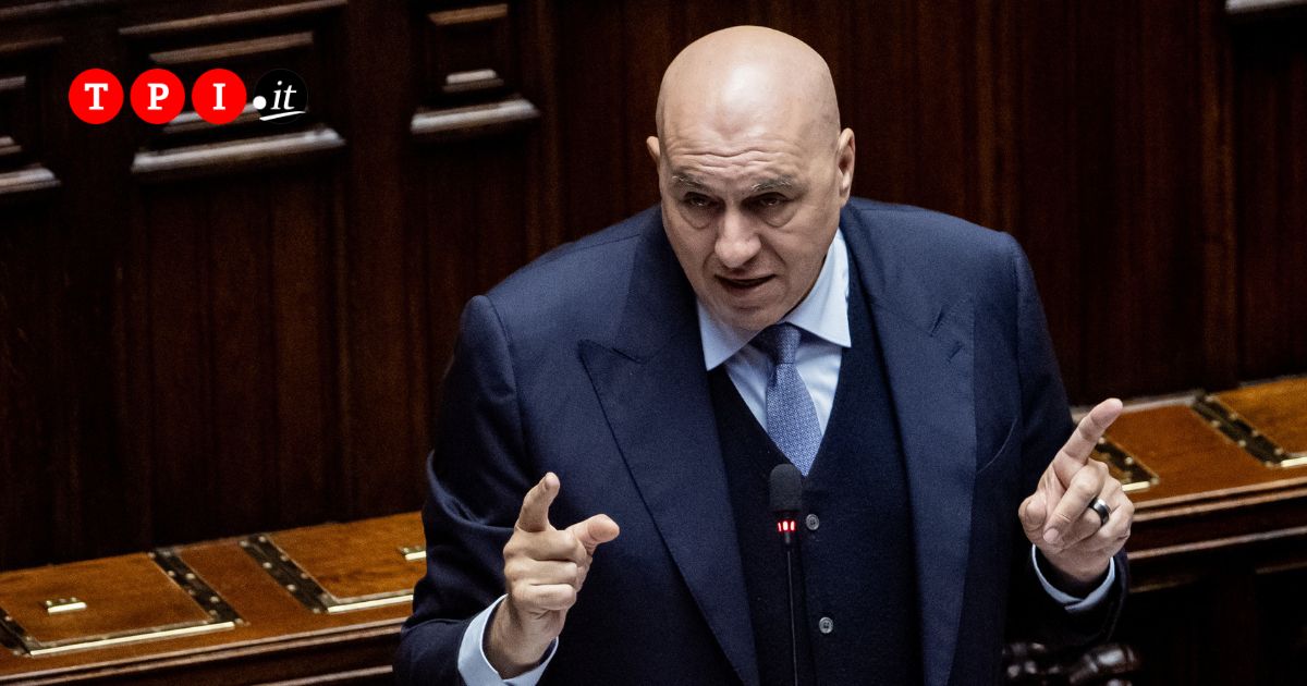 Crosetto e la minaccia nucleare: "Hiroshima non ci ha insegnato niente, temo che la situazione precipiti"