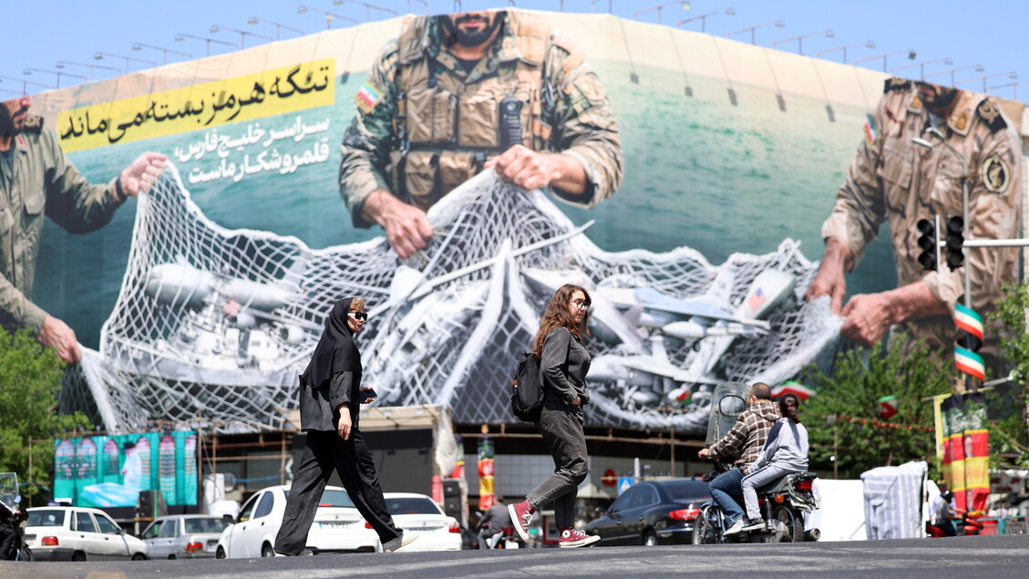 Trump sospende l'attacco all'Iran, 'colloqui seri ma sono pronto a colpire' - Medio Oriente - Ansa.it