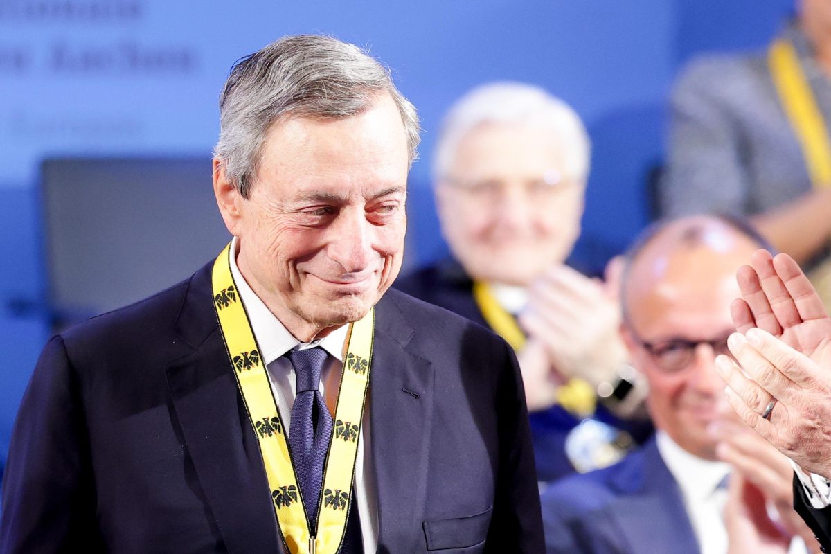 DRAGHI & L'EUROPA | "Il federalismo pragmatico che piace ai mercati e all'industria delle armi"