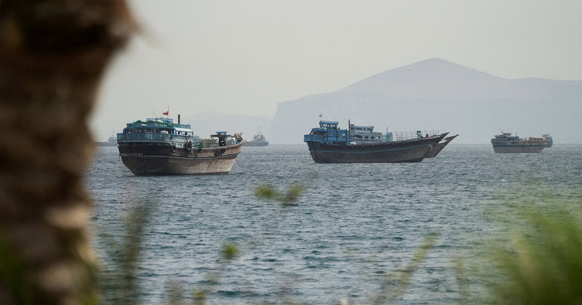 Vessels carrying Middle East oil, LNG exit Hormuz, head for Pakistan, China