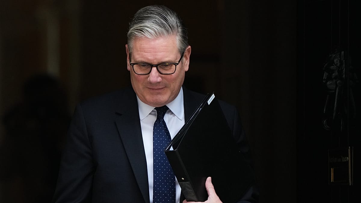UK Prime Minister Keir Starmer announces resignation