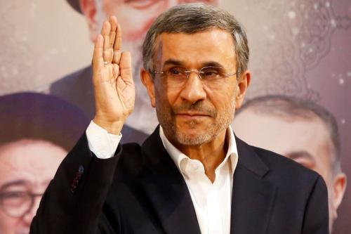Iran: il Nyt svela il piano Usa-Israele per riportare Ahmadinejad al potere