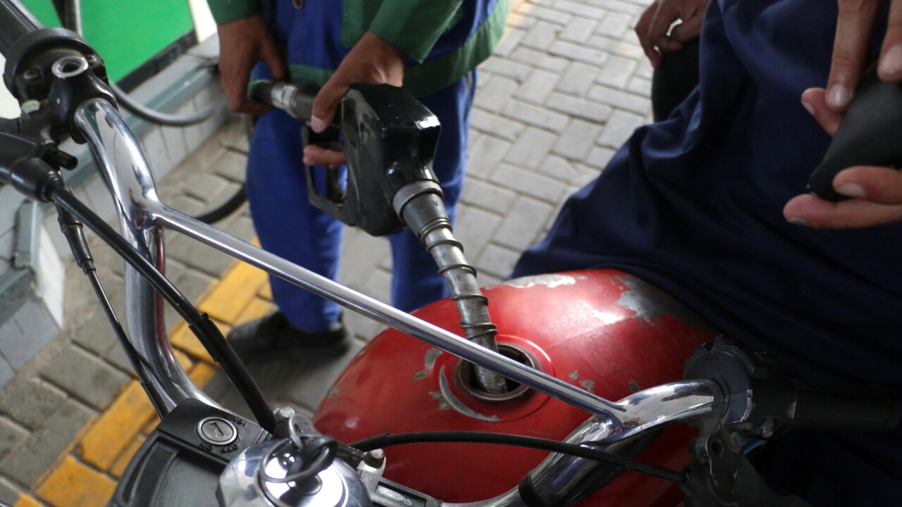 Mimit, il gasolio cala di 10 centesimi, ma resta sopra i 2 euro - Ultima ora - Ansa.it