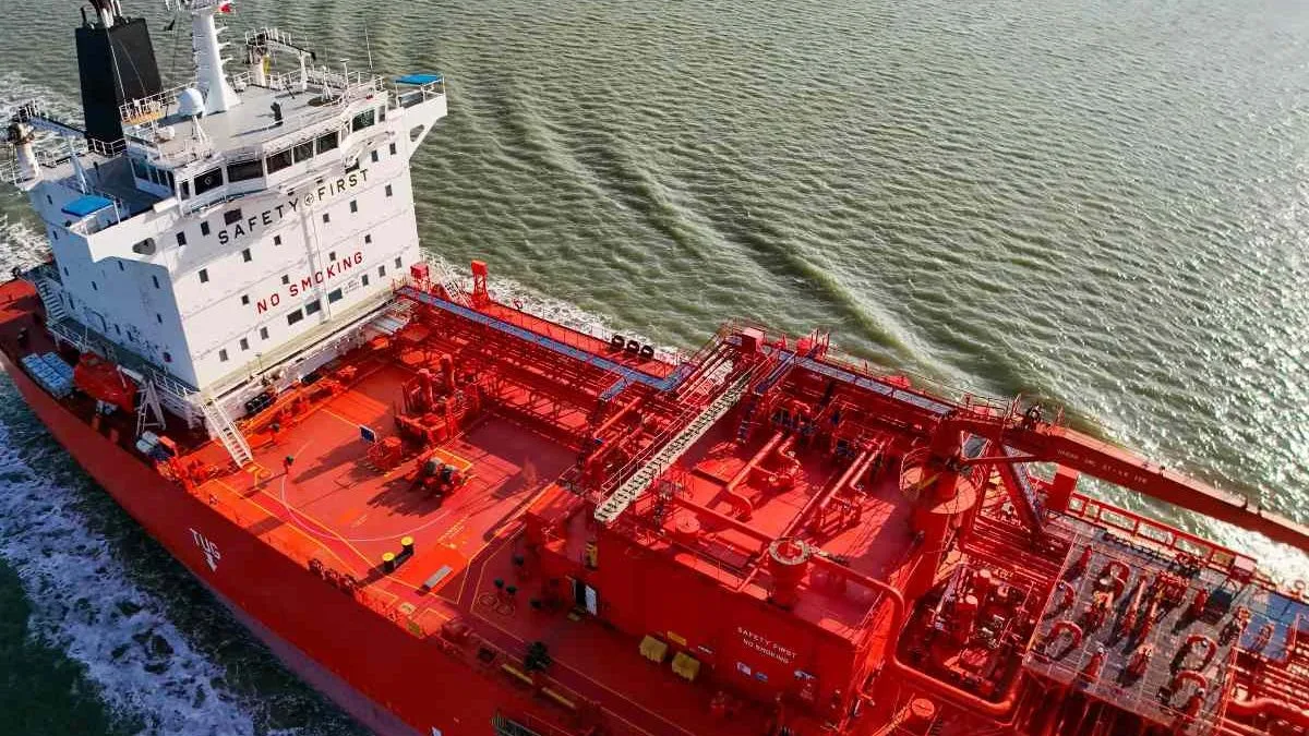 NUOVA CRISI DI HORMUZ E PETROLIO | "Diversificare le fonti, la lezione dell'India a Ue e Italia"