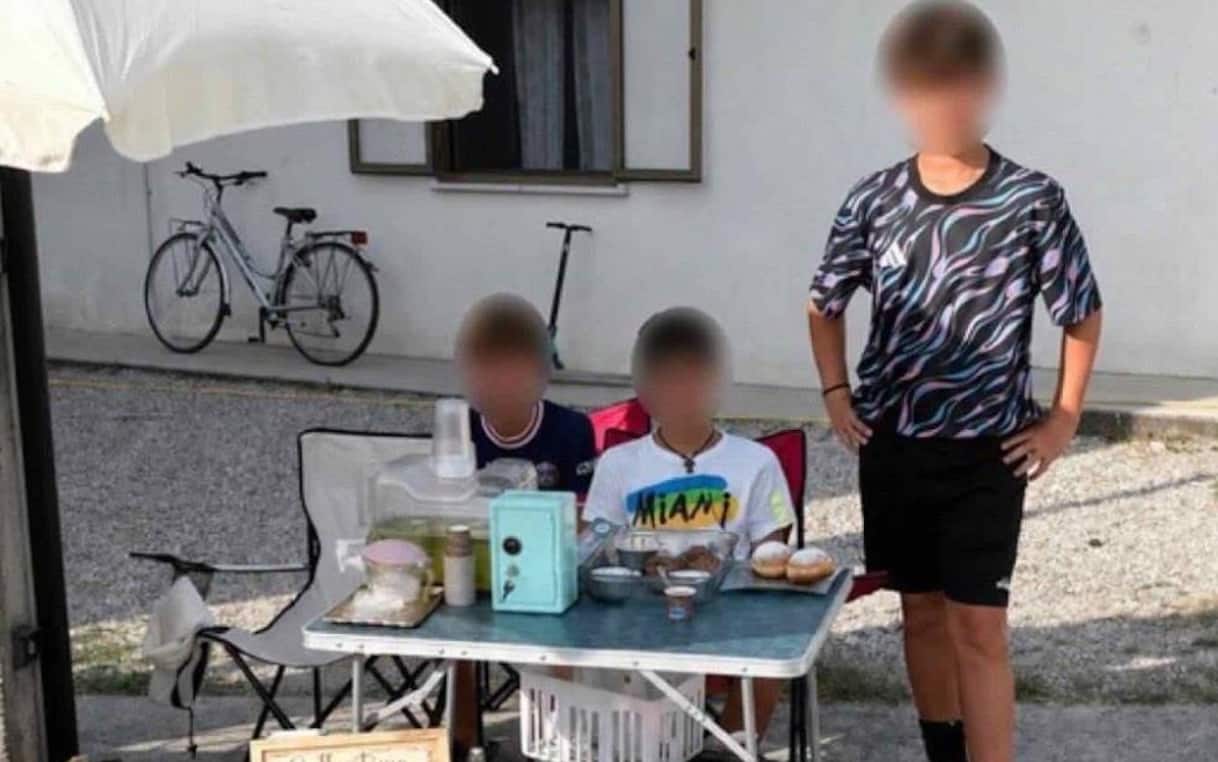 Udine, vendono limonata per comprarsi motorino: denunciati 3 ragazzini