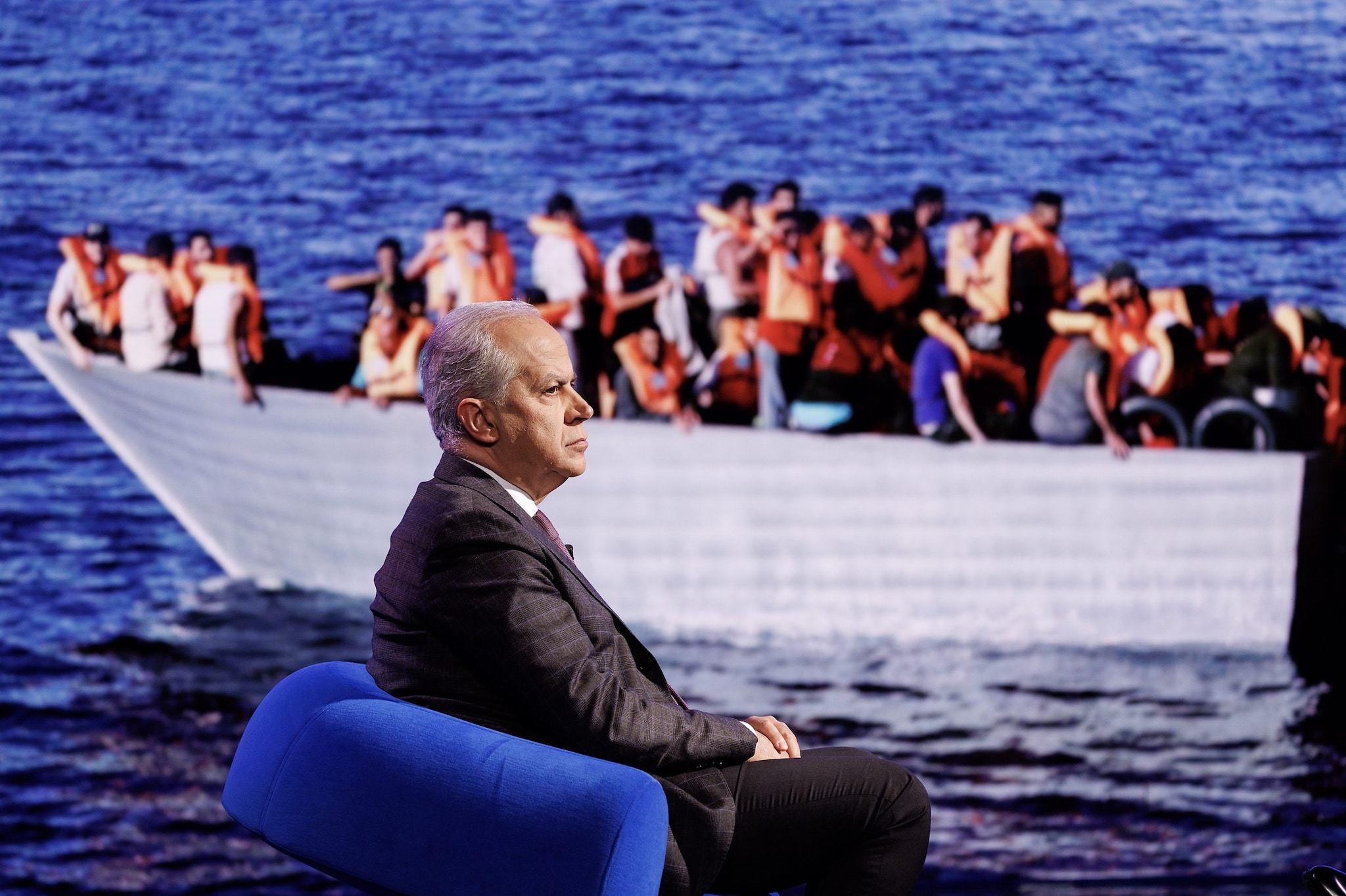 Il governo Meloni vuole aprire dei centri migranti in Africa: come quelli in Albania, ma pagati dall’UE
