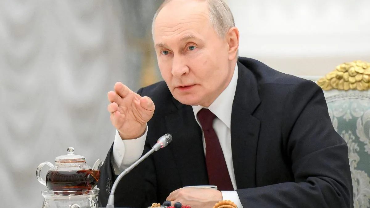 RUSSIA, LA TENSIONE SALE | "Mosca minaccia Londra mentre la guerra in Ucraina si allarga"