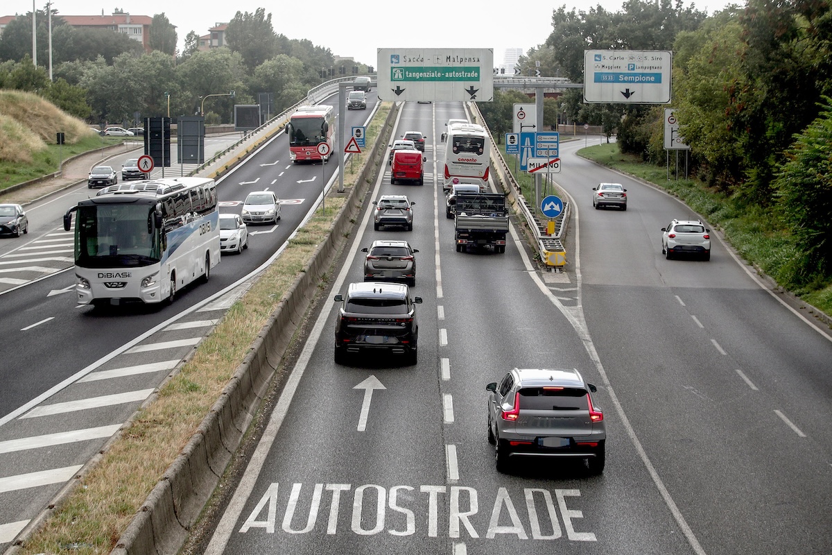 Il divieto alle auto diesel Euro 5 nel Nord Italia è stato rimandato di un anno