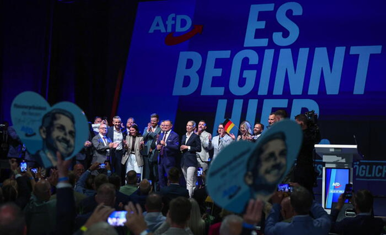 L'Afd vuole espellere dalla Germania 2 milioni di migranti: «Come? Poi vedremo»