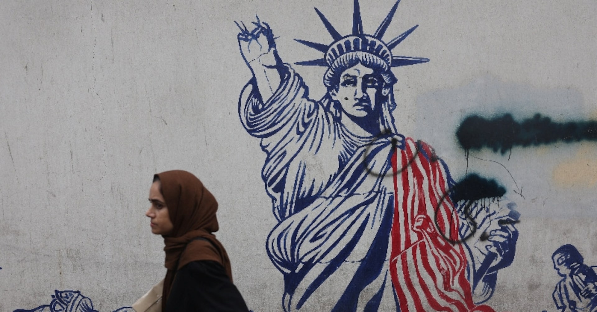 Trump says Iran war to end after US midterm elections, threatens to attack Pickaxe Mountain
