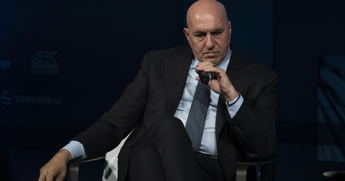 Crosetto: 'Le violenze punto d'arrivo della guerra ibrida'