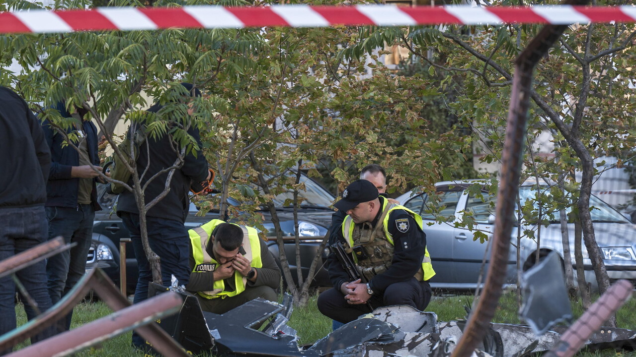 Mosca, bombardate sei centrali elettriche a Kiev e Kharkiv - Ultima ora - Ansa.it