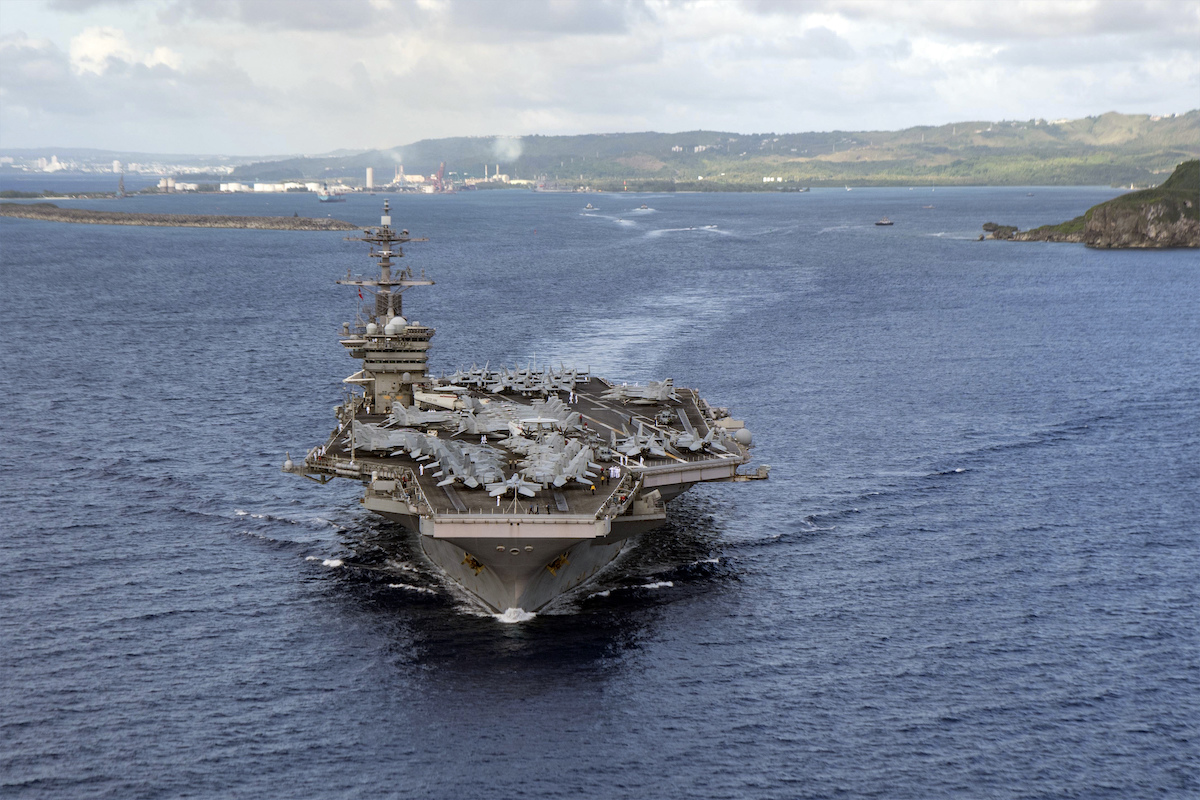 Trump sta mandando nuove navi da guerra verso l’Iran