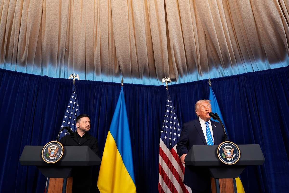Tre giorni di iperattività di Trump sull'Ucraina