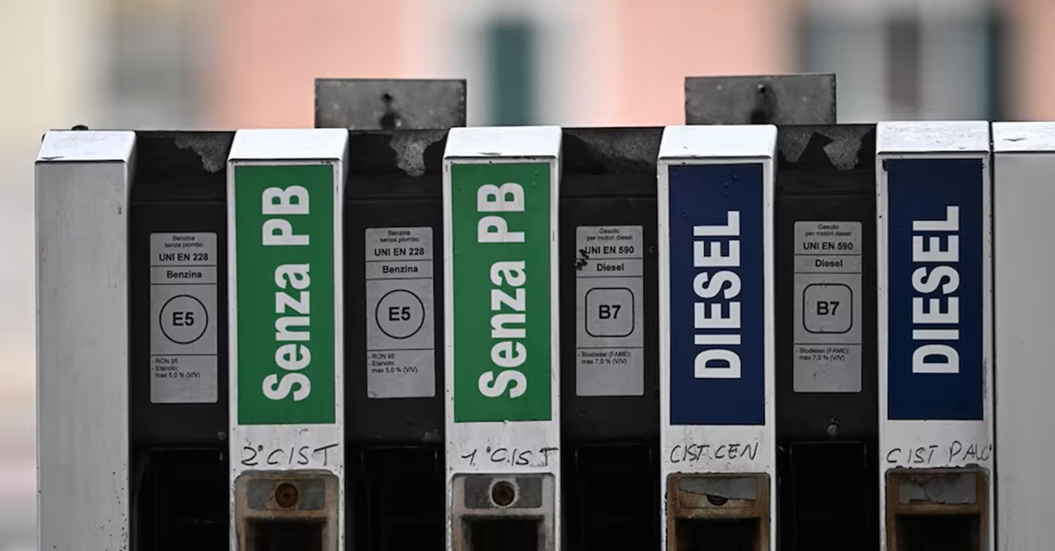 Niente accise mobili: da oggi il gasolio costa 6 centesimi in più al litro